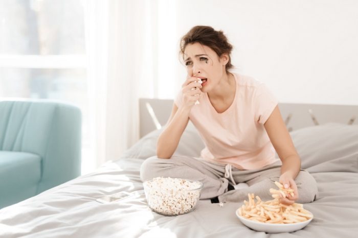  les personnes qui sont plus susceptibles a manger emotionnellement